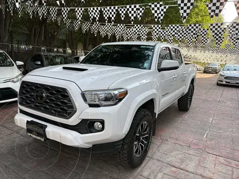 Toyota Tacoma Sport 4x4 usado (2021) color Blanco precio $698,000