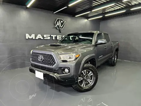 Toyota Tacoma TRD Sport 4x4 usado (2019) color Gris Oscuro precio $559,000