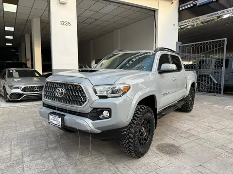Toyota Tacoma Edicion Especial 4x4 usado (2019) color Gris precio $649,900