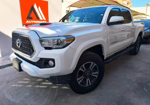 Toyota Tacoma TRD Sport 4x4 usado (2019) color Blanco precio $575,000