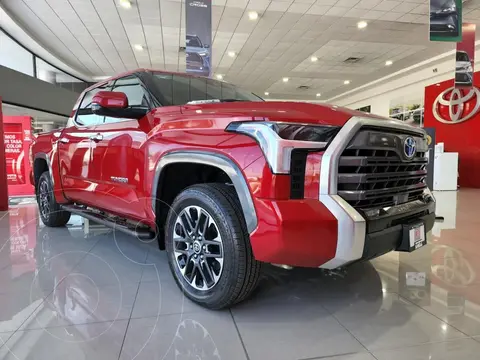 Toyota Tundra HEV Limited nuevo color Rojo precio $1,422,300