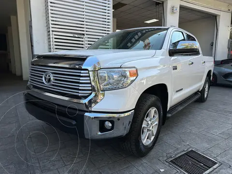 Toyota Tundra 5.7L Limited 4x4 usado (2015) color Blanco precio $534,900