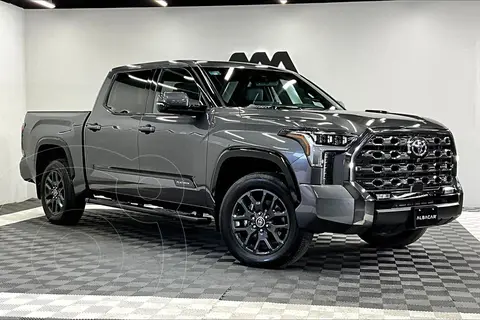 Toyota Tundra Limited usado (2023) color Gris precio $1,292,999