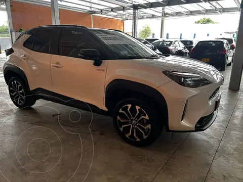 Toyota Yaris Cross HEV XLS usado (2023) color Blanco precio $128.000.000