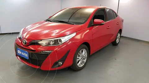 Toyota Yaris Sedan 1.5 XLS usado (2019) color Rojo precio $4.400.000