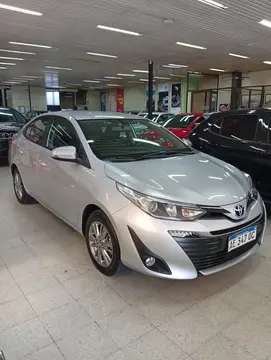 Toyota Yaris Sedan 1.5 XLS Pack CVT usado (2020) color Gris Plata  precio $24.500.000