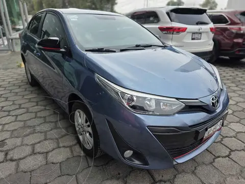 Toyota Yaris Sedan S Aut usado (2019) color Azul precio $220,000
