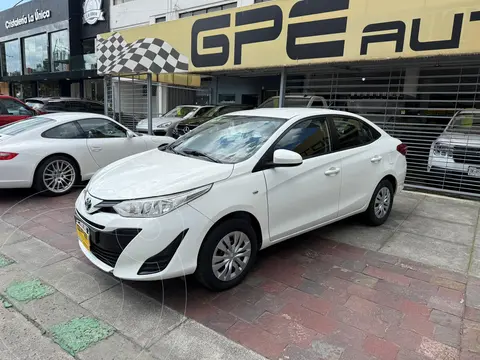Toyota Yaris Sedan Core Aut usado (2018) color Blanco precio $198,000