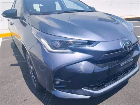 Toyota Yaris Sedan Base Aut usado (2023) color Gris Oscuro financiado en mensualidades(enganche $64,900 mensualidades desde $7,894)