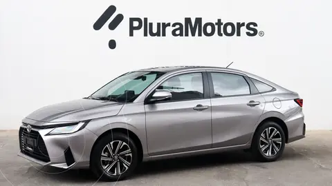 Toyota Yaris Sedan S Aut usado (2023) color Gris precio $319,000