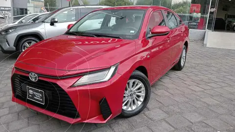 Toyota Yaris Sedan S Aut usado (2023) color Rojo precio $339,000