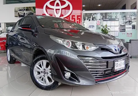 Toyota Yaris Sedan S usado (2020) color Gris precio $255,000