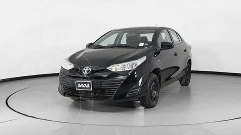 Toyota Yaris Sedan Core usado (2020) color Negro precio $272,999