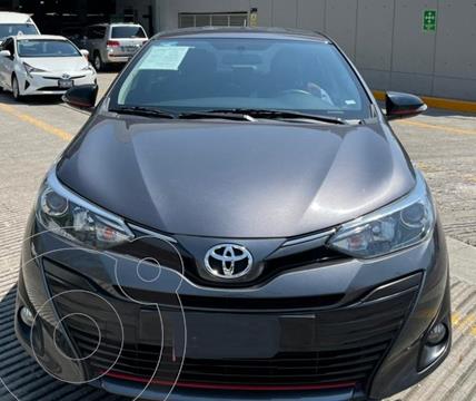 Toyota Yaris Sedan S usado (2020) color Gris precio $269,000