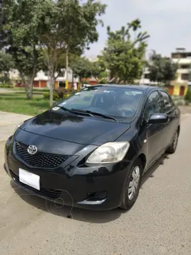 Toyota Yaris Sedan XLi 1.3L Aut usado (2009) color Negro precio u$s6,000