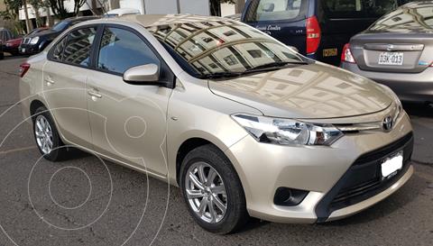 foto Toyota Yaris Sedán 1.3L GLi CVT usado (2017) color Beige Metálico precio u$s13,600