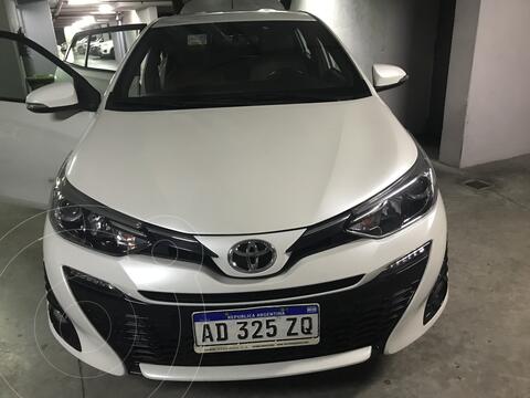 Toyota Yaris 1.5 XLS Pack CVT usado (2018) color Blanco Perla precio $4.000.000