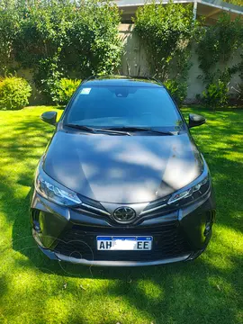 Toyota Yaris 1.5 S usado (2025) color Gris Oscuro precio $38.000.000