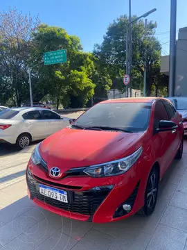Toyota Yaris 1.5 S usado (2019) color Rojo financiado en cuotas(anticipo $10.000.000 cuotas desde $400.000)