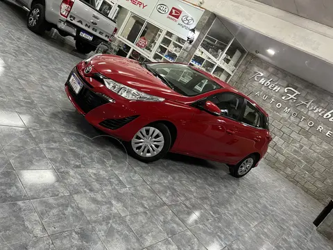 Toyota Yaris 1.5 XS usado (2019) color Rojo precio $5.280.000