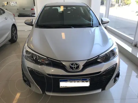 Toyota Yaris 1.5 XLS usado (2018) color Plata precio $4.370.000