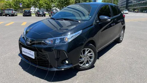 Toyota Yaris YARIS 1.5 5 PTAS XLS CVT usado (2023) color Negro precio u$s23.900