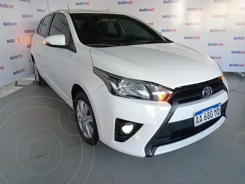 Toyota Yaris YARIS 1.5 5 PTAS CVT usado (2016) color Blanco precio $20.500.000