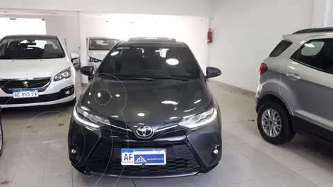 Toyota Yaris S usado (2022) color Gris precio u$s18.900