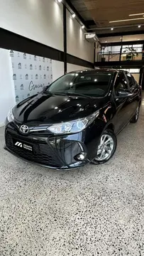 Toyota Yaris YARIS 1.5 4 PTAS XLS usado (2024) color Negro precio $27.900.000