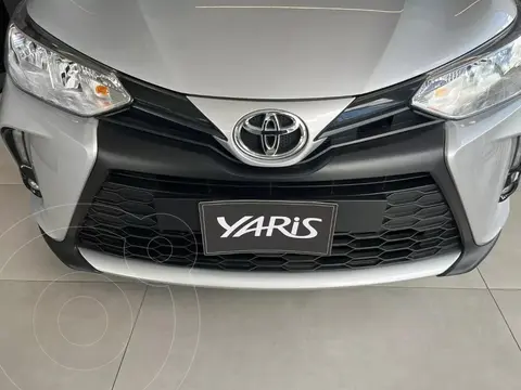 Toyota Yaris 1.5 XS nuevo color A eleccion precio $21.700.000