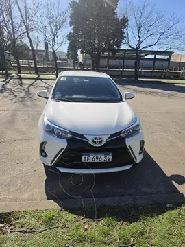 Toyota Yaris 1.5 XLS usado (2022) color Blanco precio $24.500.000