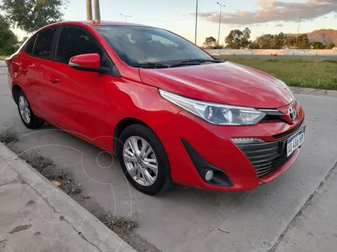 Toyota Yaris 1.5 XLS usado (2019) color Rojo precio $22.800.000