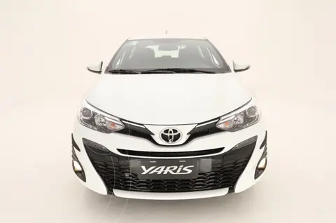 Toyota Yaris 1.5 XS CVT nuevo color A eleccion precio $30.023.000