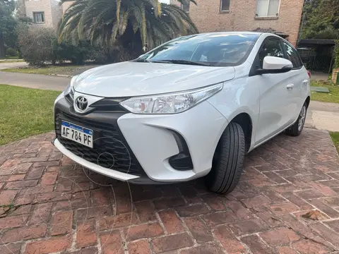Toyota Yaris 1.5 XS usado (2023) color Blanco precio u$s21.500