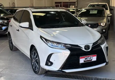 Toyota Yaris 1.5 S CVT usado (2023) color Blanco Perla precio $31.500.000