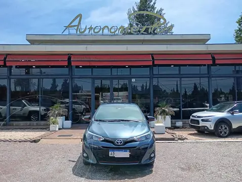Toyota Yaris YARIS 1.5 5 PTAS S CVT usado (2019) color blue precio $27.000.000