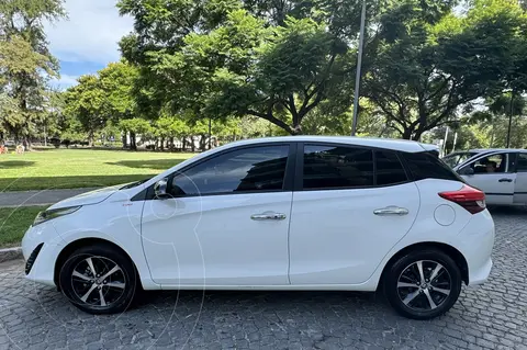 Toyota Yaris 1.5 S usado (2019) color Blanco precio $19.000.000
