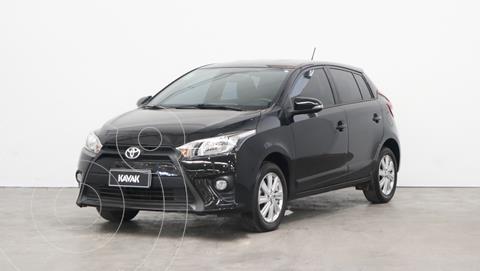 foto Toyota Yaris 1.5 CVT usado (2017) color Negro precio $2.110.000