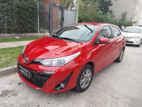 Toyota Yaris 1.5 XLS usado (2021) color Rojo precio u$s14.500