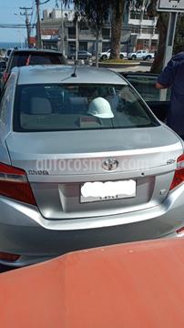 foto Toyota Yaris 1.5 GLi usado (2014) color Gris precio $5.500.000