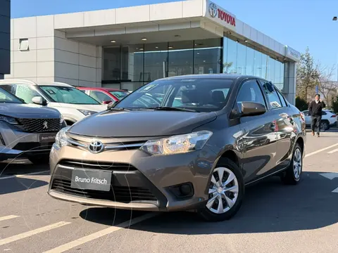 Toyota Yaris 1.5L GLi usado (2018) color Bronce financiado en cuotas(pie $1.900.000)