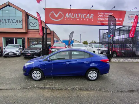 Toyota Yaris 1.5L GLi usado (2018) color Azul financiado en cuotas(pie $1.950.000)
