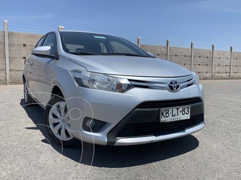 Toyota Yaris 1.5L GLi usado (2018) color Plata financiado en cuotas(anticipo $11.590.000 cuotas desde $269.892)