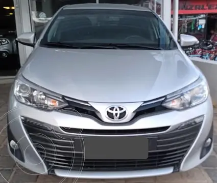 Toyota Yaris 1.5L usado (2019) color Gris precio u$s18.000