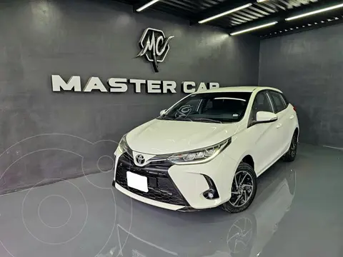 Toyota Yaris S Aut usado (2022) color Blanco precio $289,000