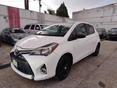 Toyota Yaris 5P 1.5L Premium Aut usado (2015) color Blanco precio $199,000