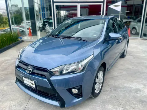 Toyota Yaris 5P 1.5L S Aut usado (2017) color Azul Claro precio $209,500