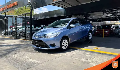 Toyota Yaris 5P 1.5L Core usado (2017) color Azul precio $204,900