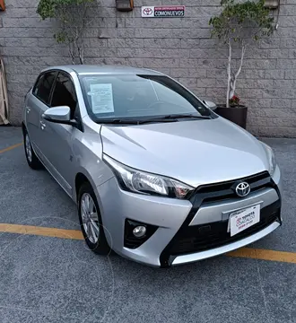 foto Toyota Yaris 5P 1.5L S Aut usado (2017) precio $237,000