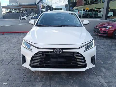 Toyota Yaris S Aut usado (2024) color Blanco precio $335,000